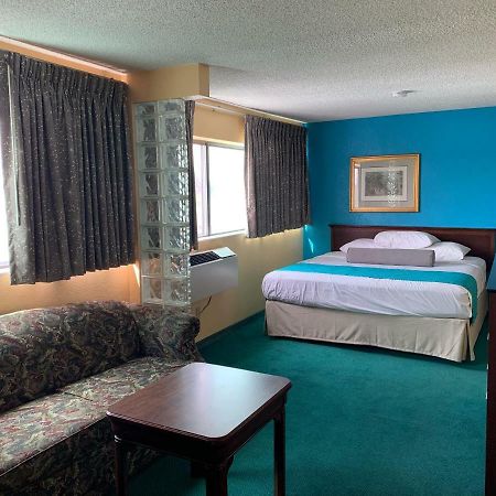 Howard Johnson By Wyndham Denver West Уийт Ридж Екстериор снимка