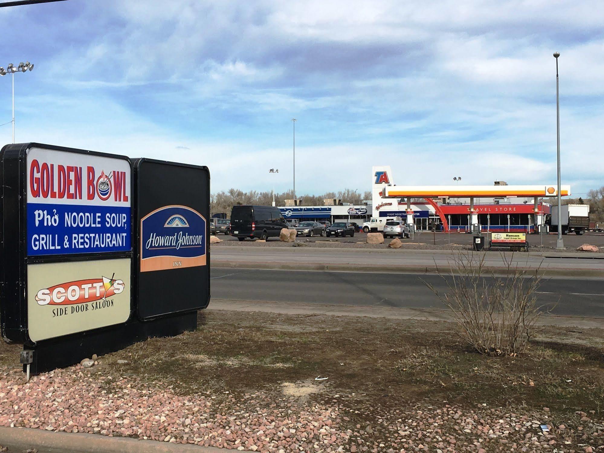 Howard Johnson By Wyndham Denver West Уийт Ридж Екстериор снимка
