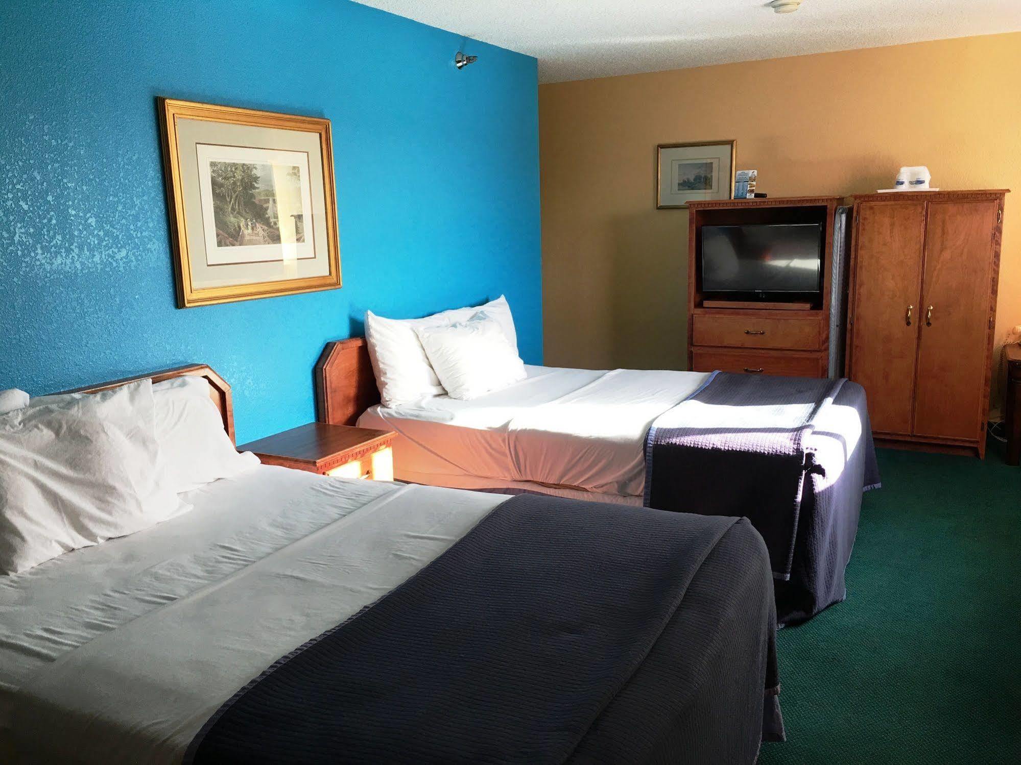 Howard Johnson By Wyndham Denver West Уийт Ридж Екстериор снимка