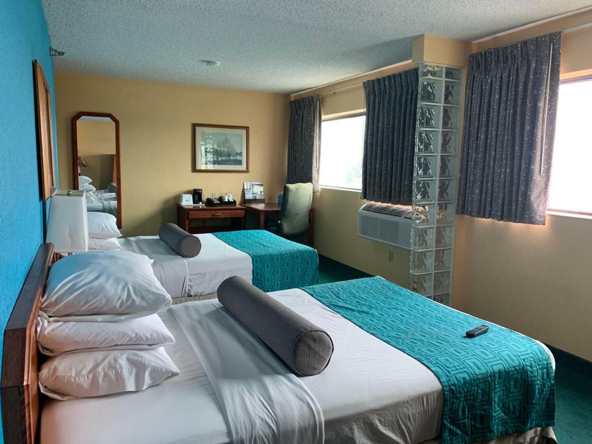 Howard Johnson By Wyndham Denver West Уийт Ридж Екстериор снимка