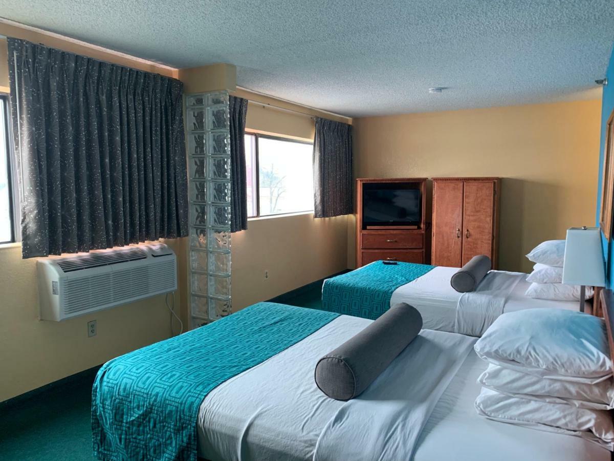Howard Johnson By Wyndham Denver West Уийт Ридж Екстериор снимка